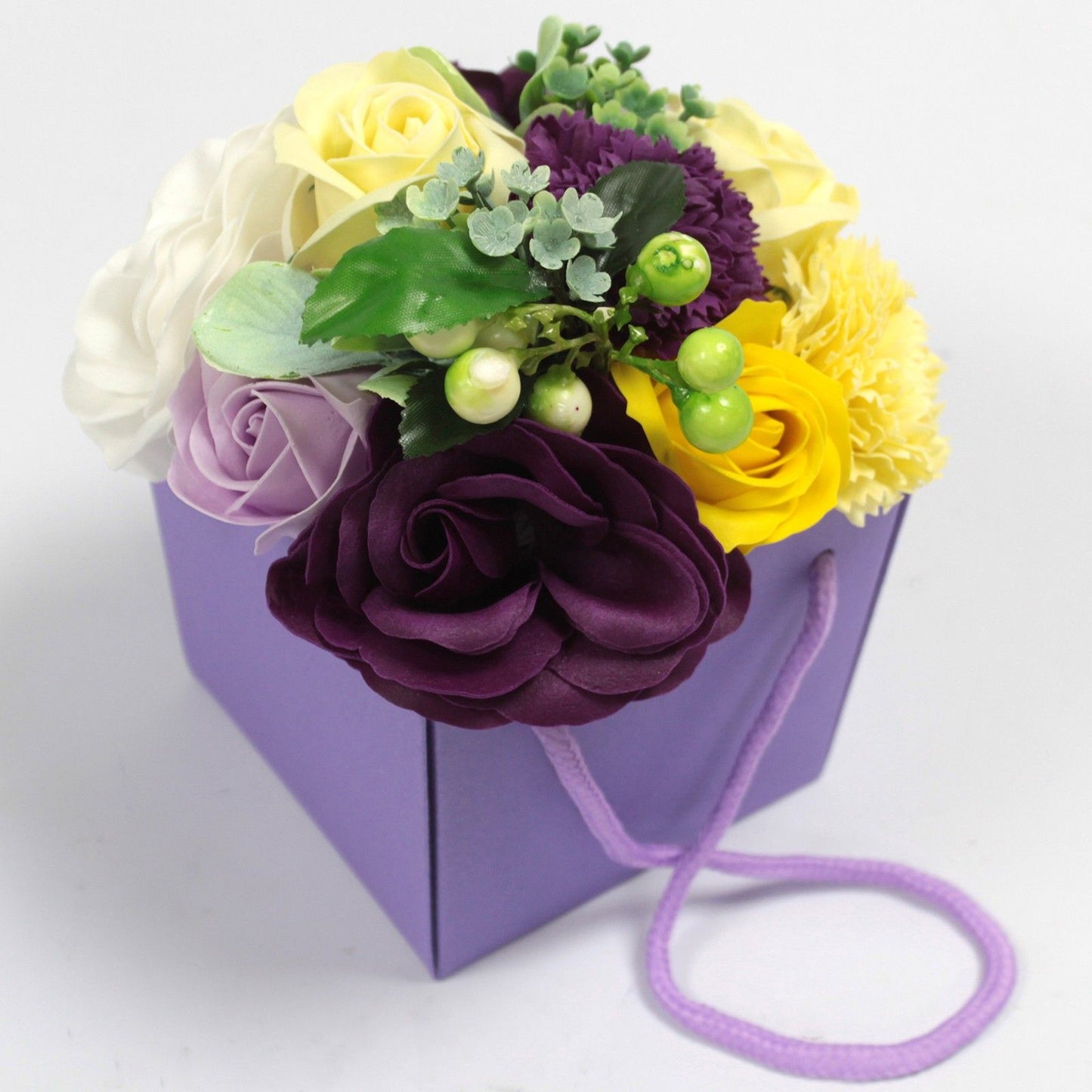 Bouquet di fiori di sapone - Giardino di fiori viola