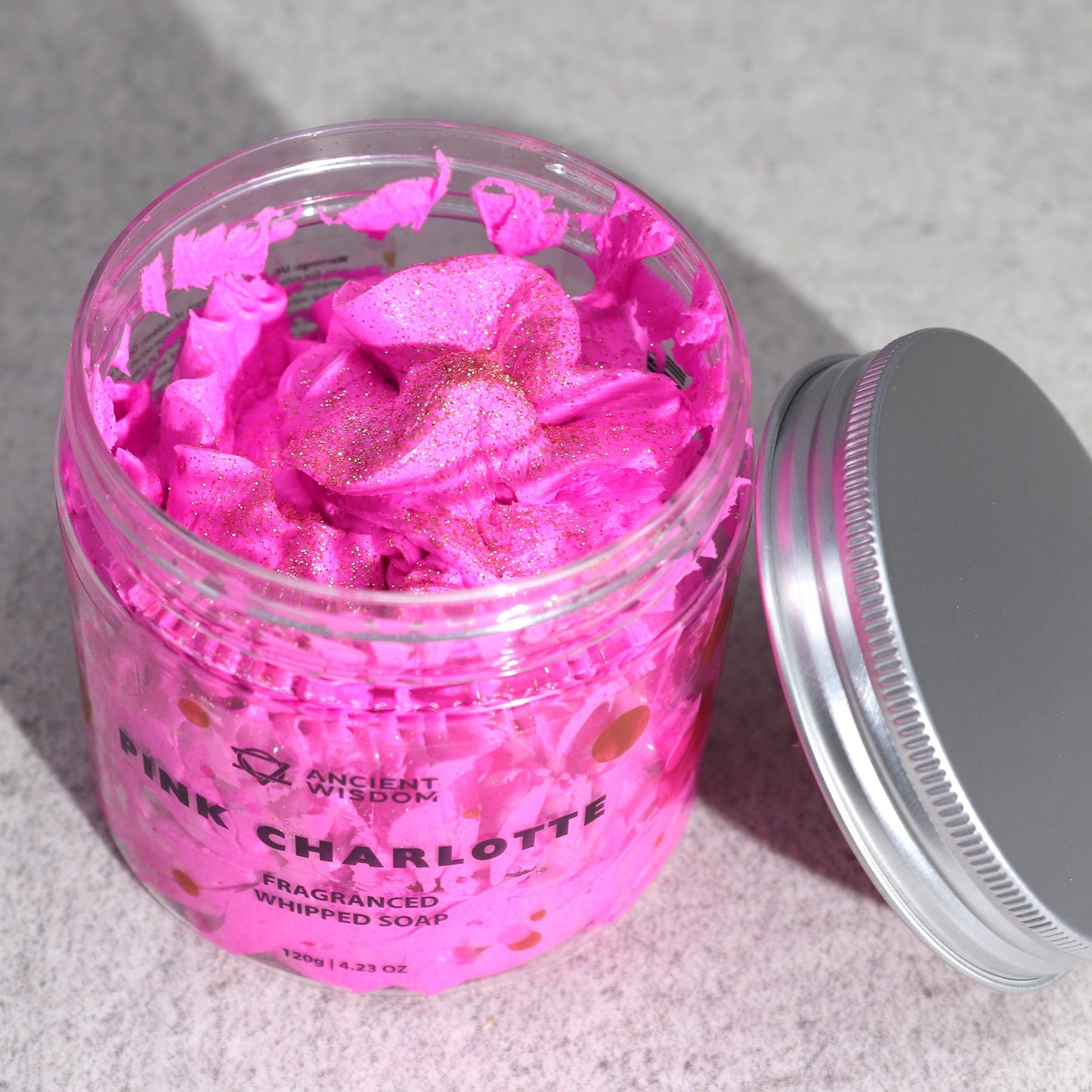 Sapone alla panna montata – Pink Charlotte 120 g
