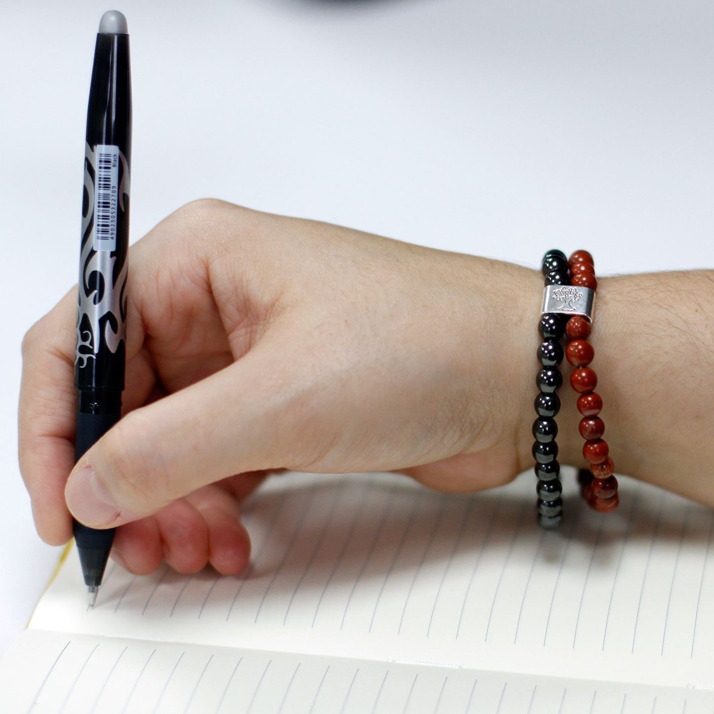Bracciale magnetico con pietre preziose – Redstone
