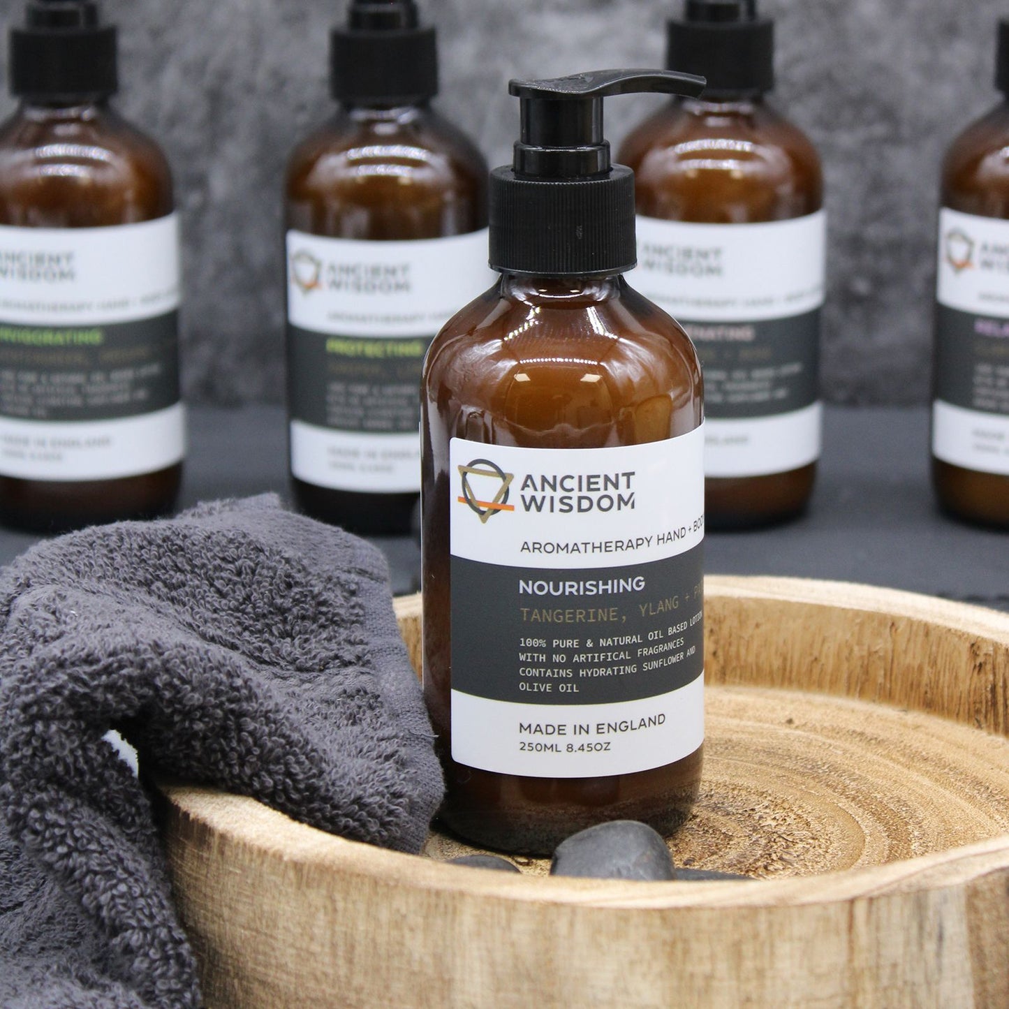 Salvia sclarea e lavanda – lozione mani e corpo 250 ml