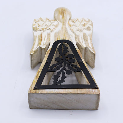 Angelo in legno di mango - Bianco lavato con decorazioni in metallo - 18 cm
