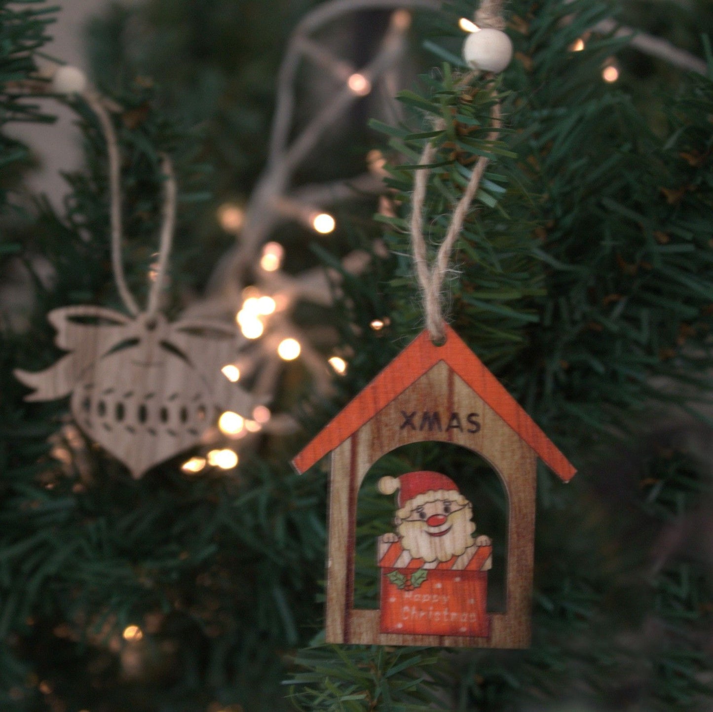 Confezione da 2 decorazioni natalizie in legno – Regalo di Babbo Natale