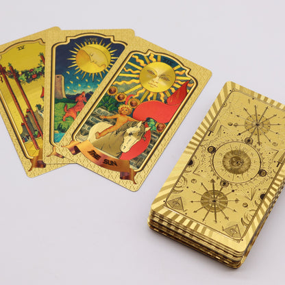 Set di carte dei tarocchi dorati