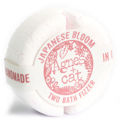 Caffè e noci (candela) + Peonia e fiori giapponesi (spumante)