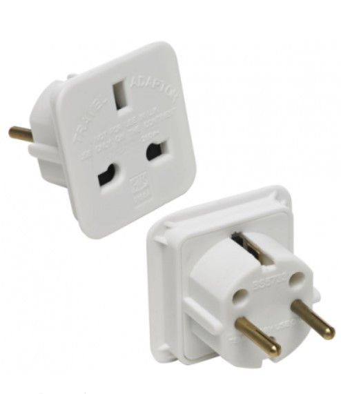 Adattatore da viaggio bianco da Regno Unito a Europa da 7,5 Amp.